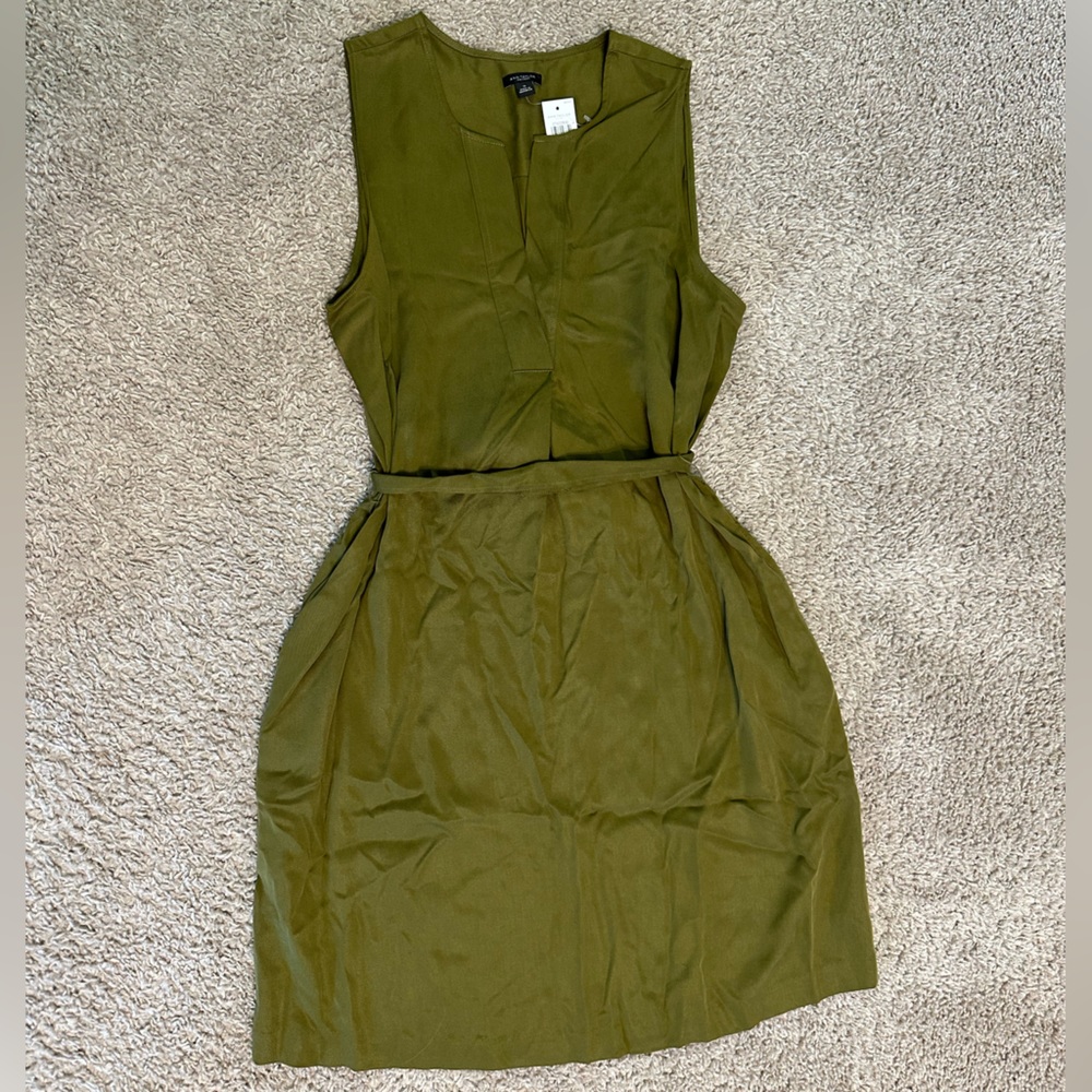 NWT! Ann Taylor olive green dress